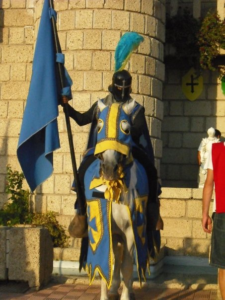 Knight statue at Castillo San Miguel Tenerife — Two for the Row'd